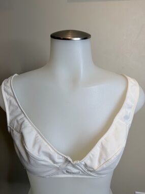 SKIMS White Soft Cup Bra